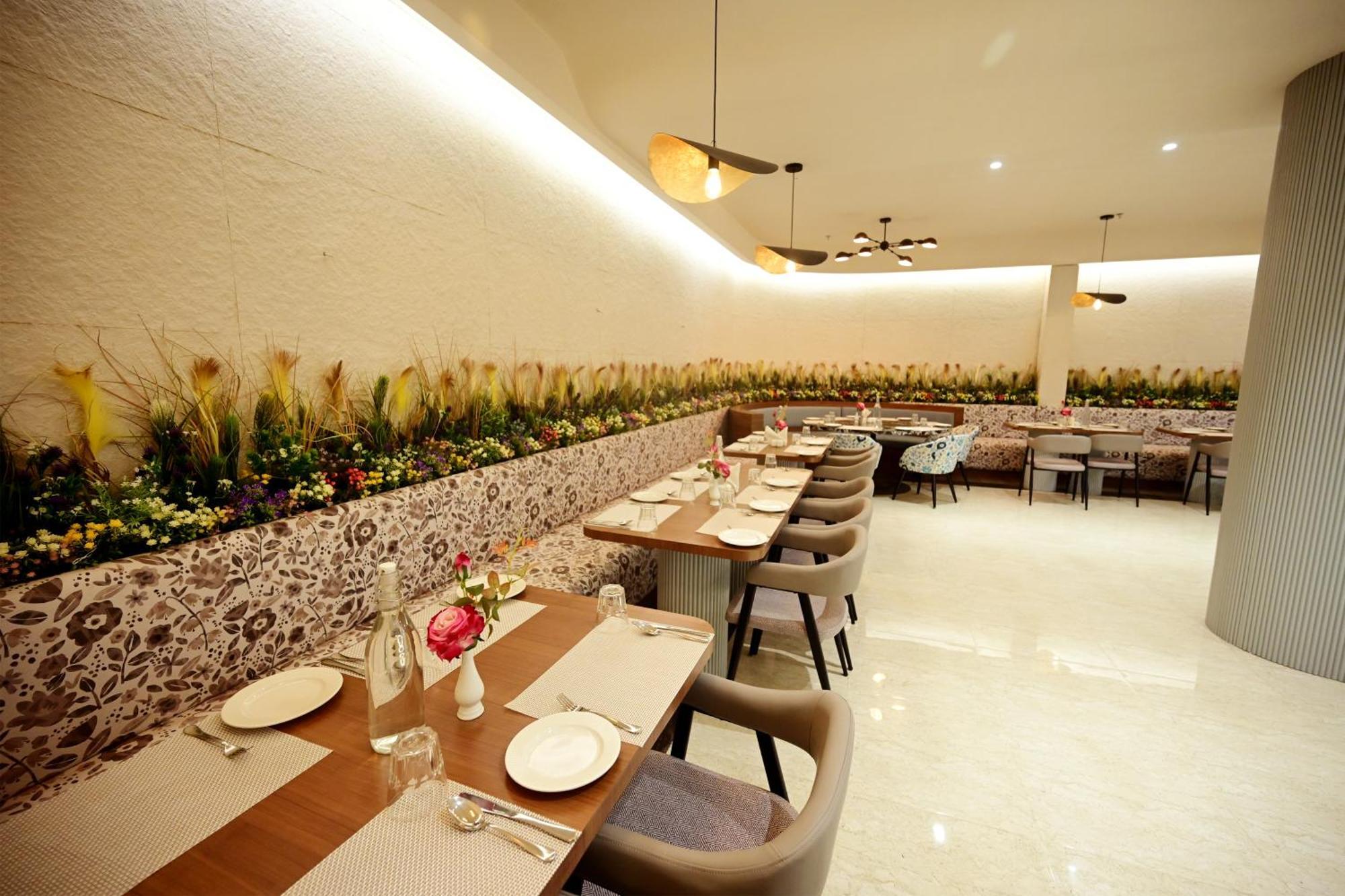Coco Cabana Varanasi Esterno foto