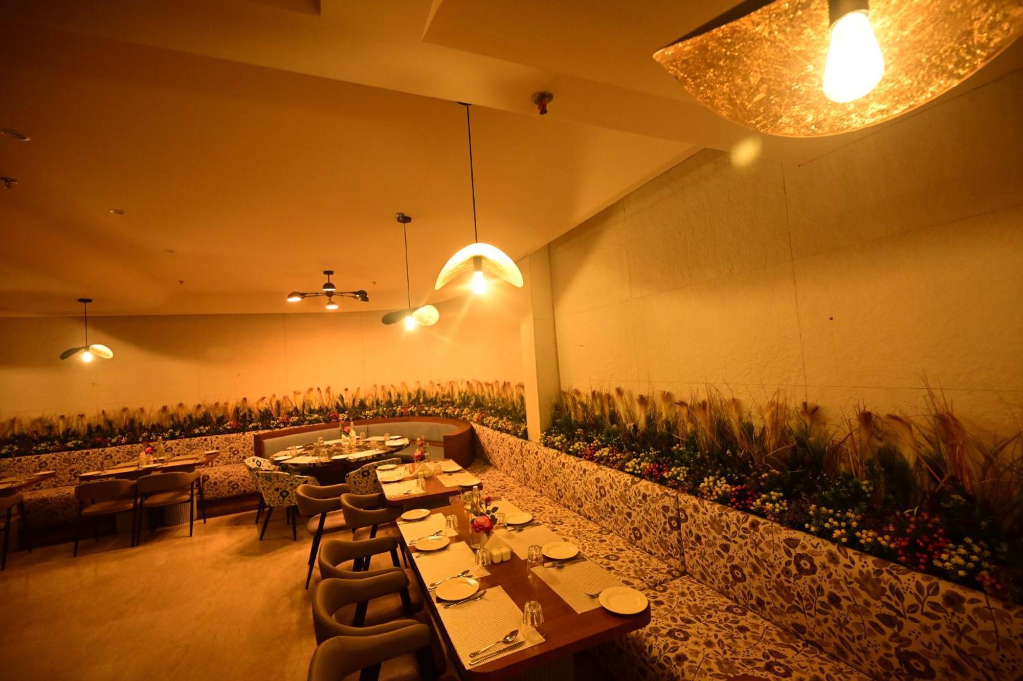 Coco Cabana Varanasi Esterno foto
