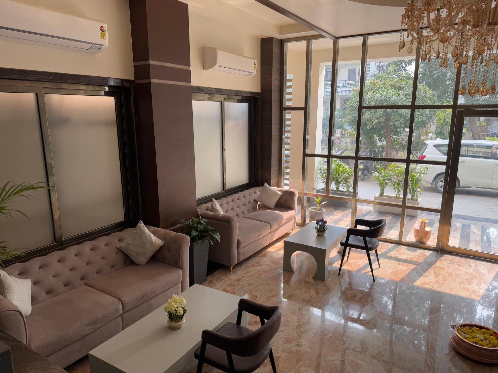 Coco Cabana Varanasi Esterno foto